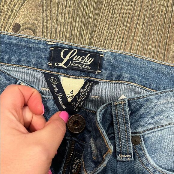 Lucky Brand Lola Boot Cut Jeans Low Rise Whisker Denim Medium Wash Blue Sz 4/27 - Picture 8 of 11